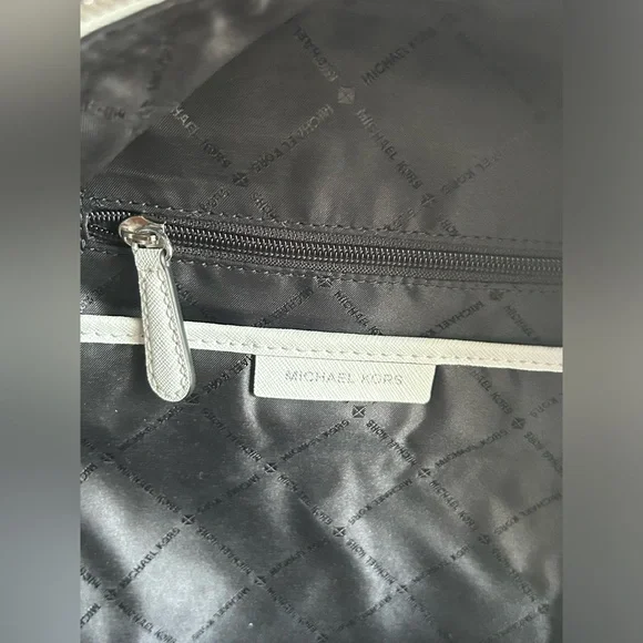 Michael Kors Lacey Medium Leather Backpack - Picture 14 of 17